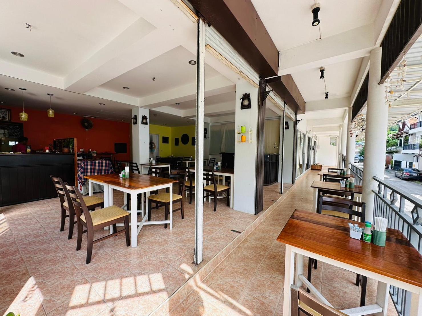 Kata Place Hotel Exterior photo